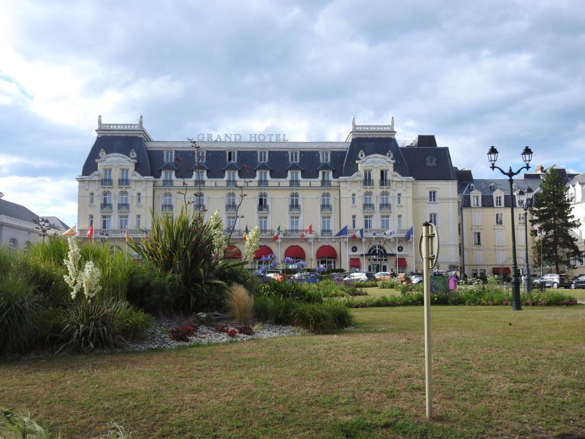 Les 3 Mouettes A Cabourg - Cote Normande Apartment ภายนอก รูปภาพ
